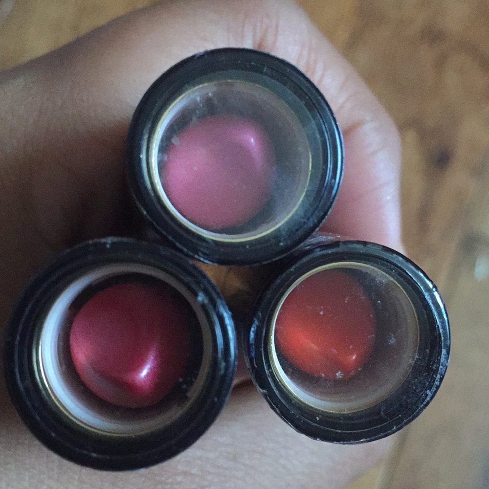 3 REVLON lipstick bundle